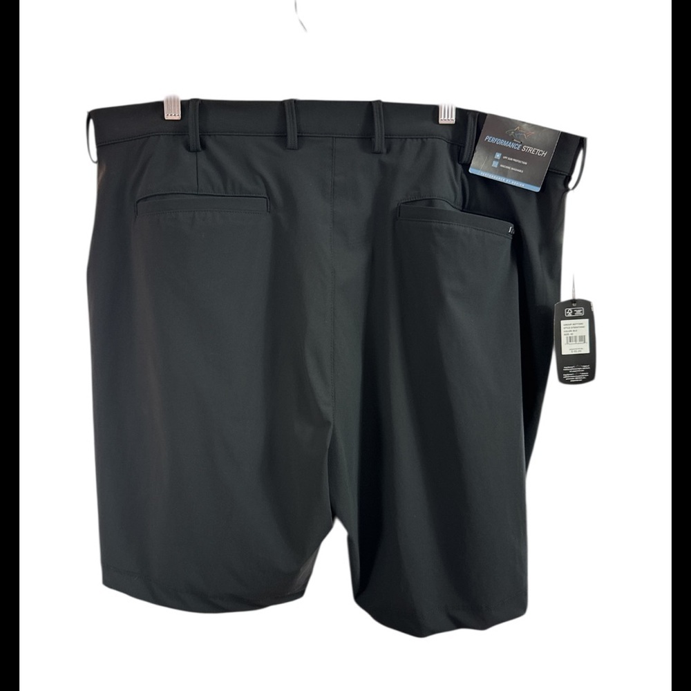 NWT Greg Norman Performance Stretch Golf Shorts Black Size 42 UPF - Picture 2 of 6